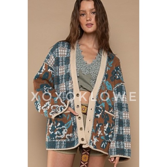 POL Choco Blue Floral Plaid Berber Fleece Button Down Cardigan - Picture 4 of 16